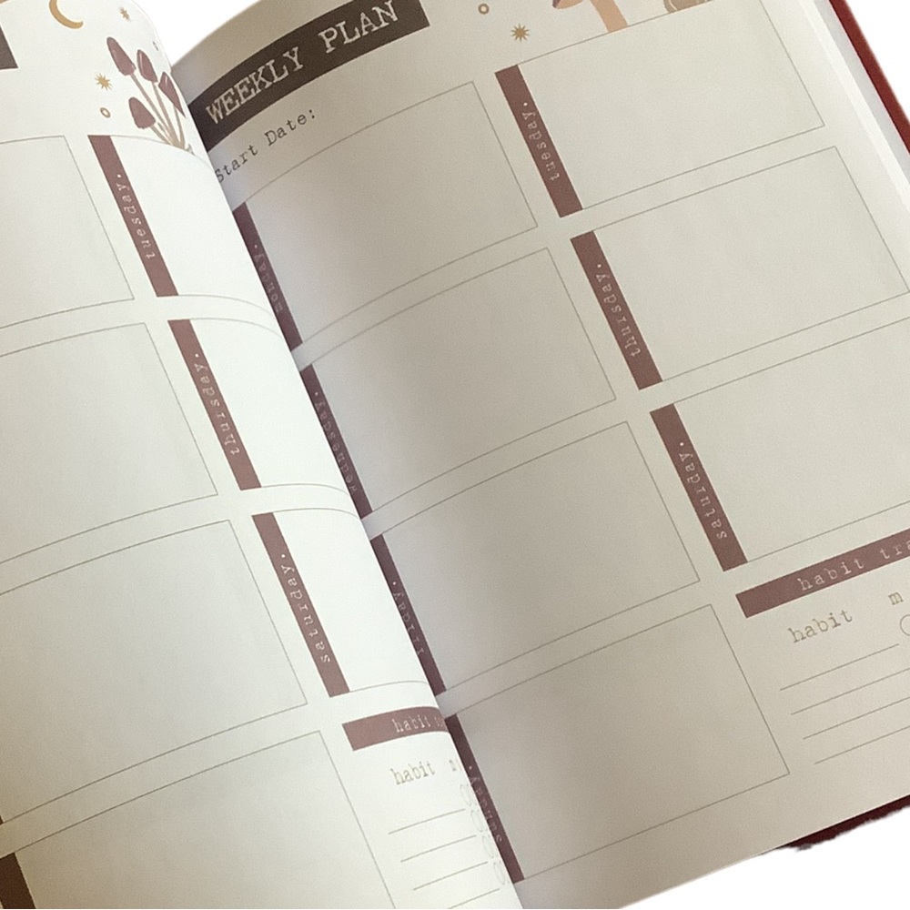 Reading Journal Planner New Hardback TBR - Picture 12 of 15